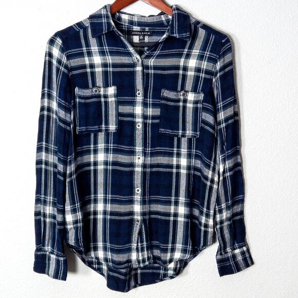 Kendall & Kylie Tops - Kendall & Kylie Flannel Shirt Size S Blue Plaid Button Up Casual Top